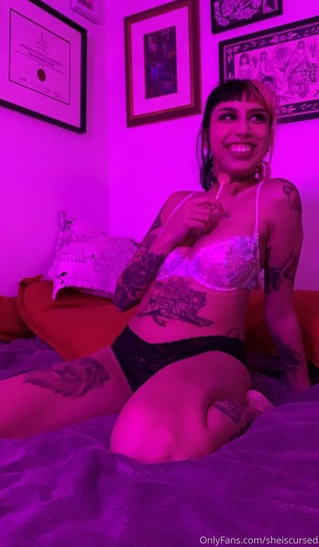 Sheiscursed model high quality pic