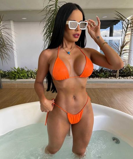 Mariell Andreina star erotic photo