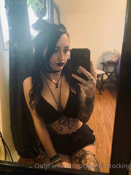 PippiGothStocking hot pornstar archive