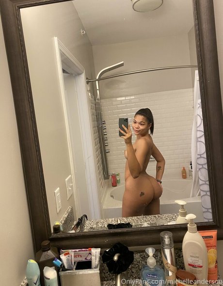 Michelle Anderson hd star photos