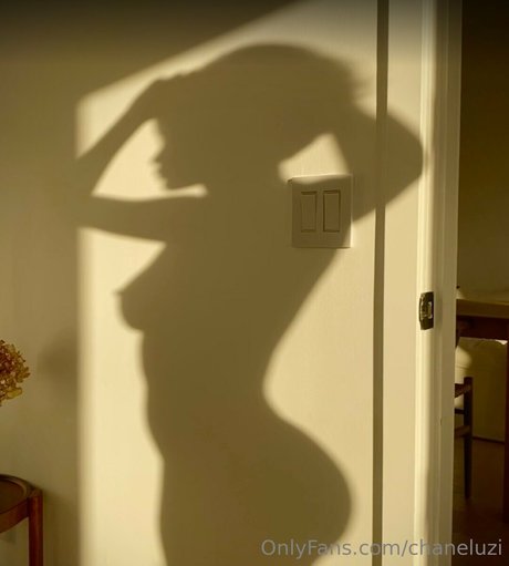 Chanel Uzi star exclusive photo