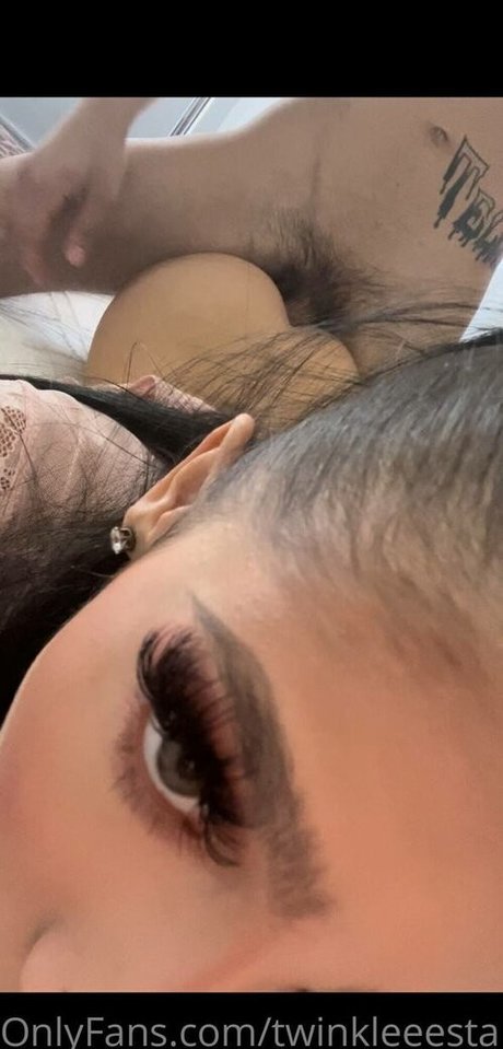 twinkle star naked img