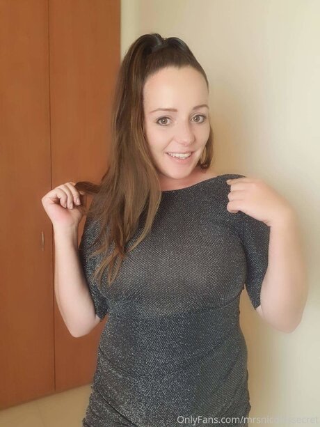 mrsnicolessecret porn model photos