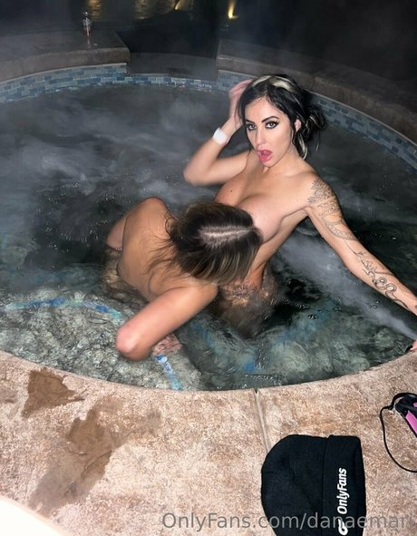 Danae Mari star erotic images