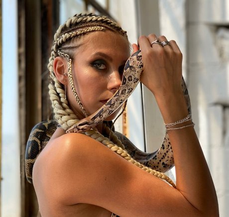 Jasminjass model porn pictures