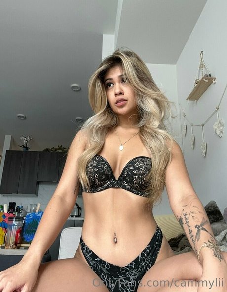 Cammylii free pornstar img