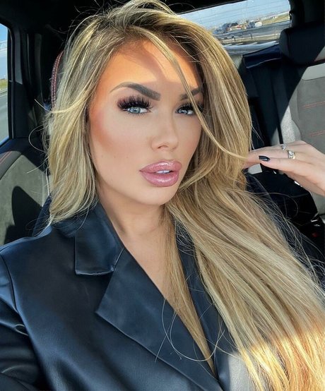 Lisa Amber xxx star photos