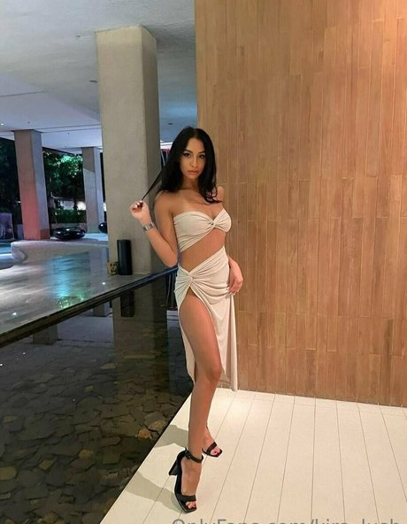 kira lush pornstar top picture