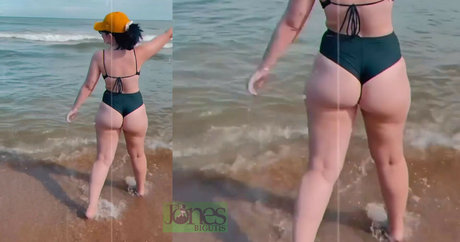 Bella Sant ASMR naked pornstar pictures