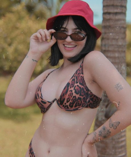 Bella Sant ASMR pornstar hd img