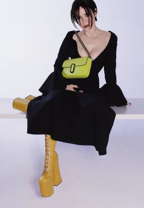 Winona Ryder model xxx photo