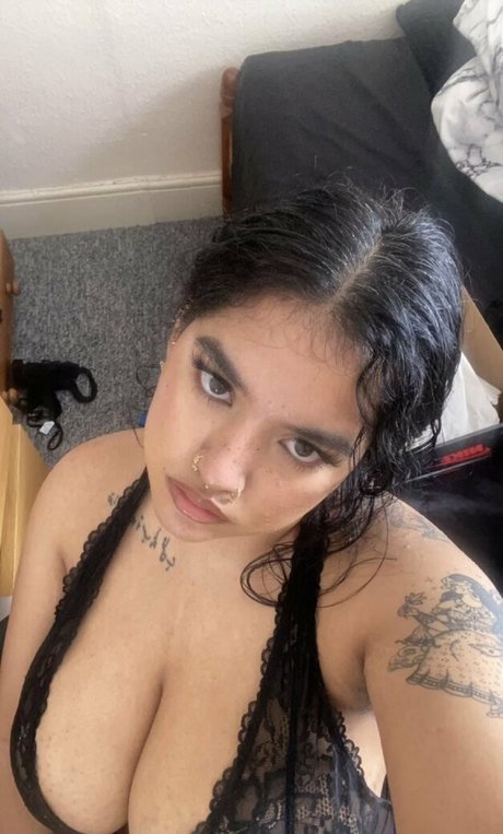 Boa Hancock model free archive