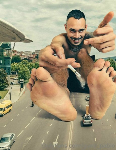 giant pablo art model img