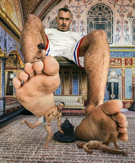 giant pablo nudes star picture