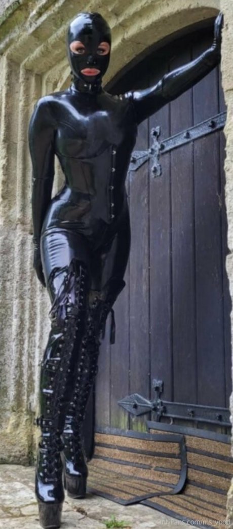 ms vpod adult model gallery