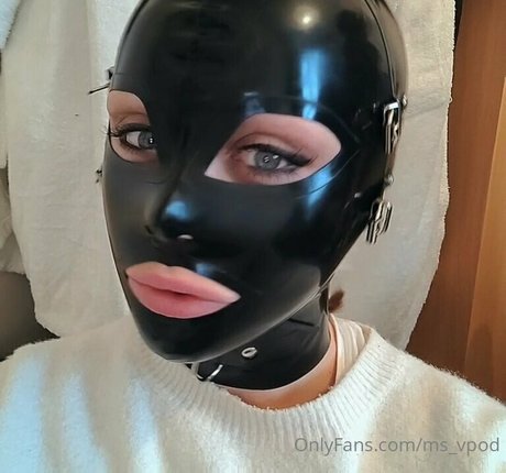 ms vpod model nice photo