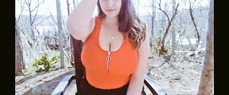 RedxXxVelvet profile pic