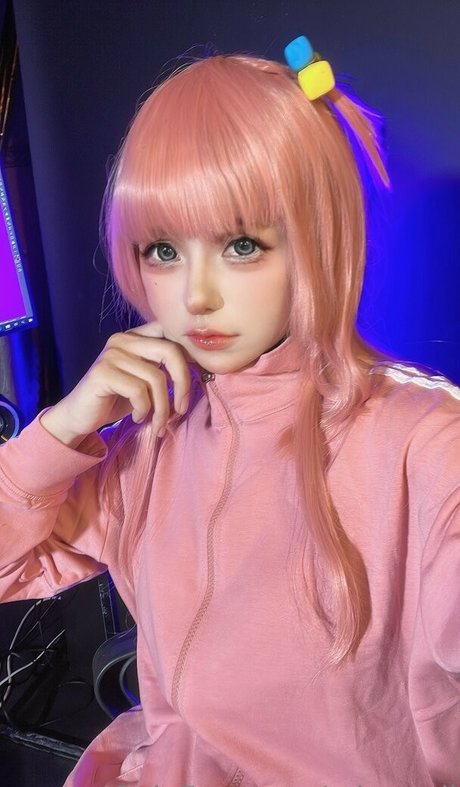 micachanfree erotic model pictures