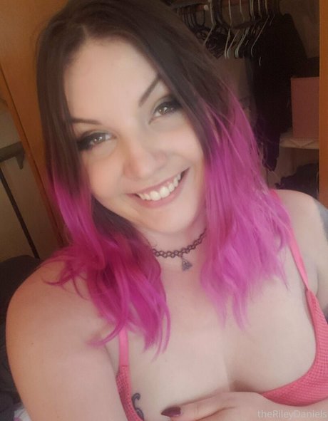 therileydaniels star nudes photo