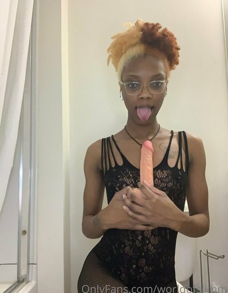 worldofslimm star sexy photo