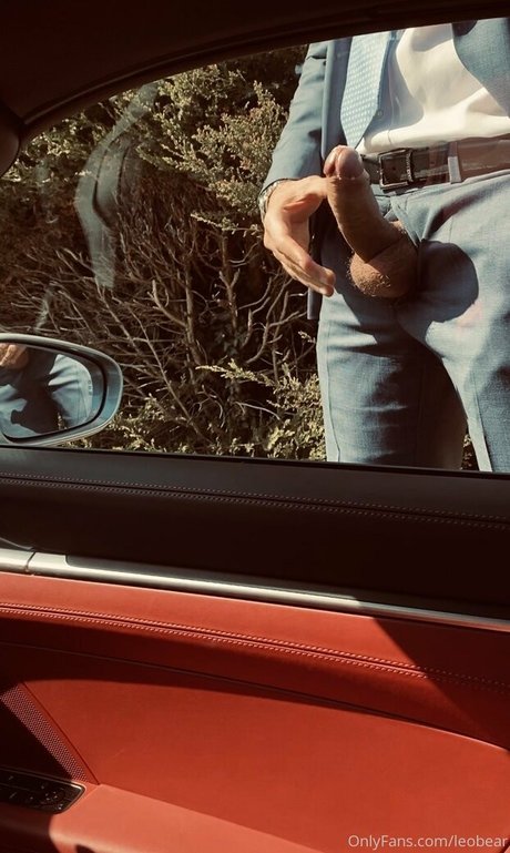 leobear sex actress archive