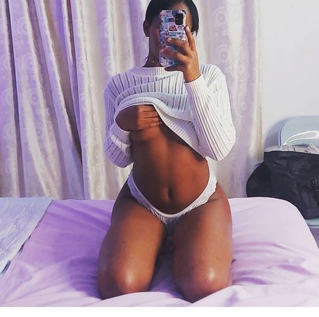 ImAlison pornstar nude images