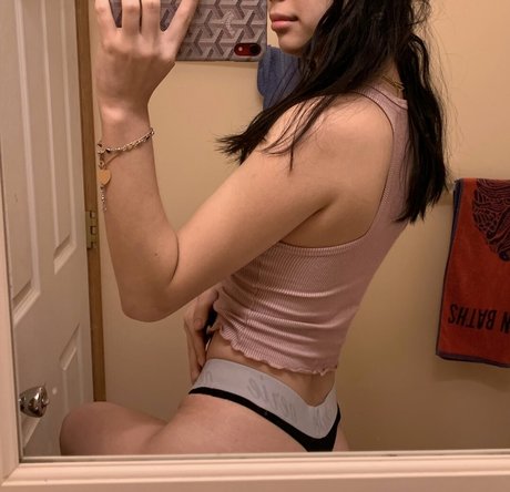 mangobbyy model beautiful photos