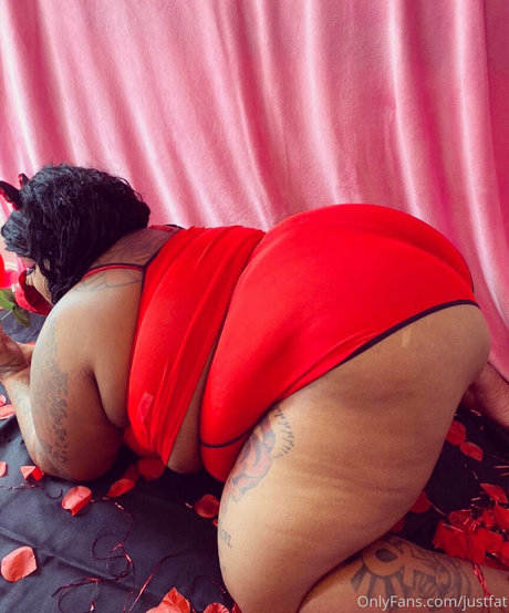 justfat star erotic photos