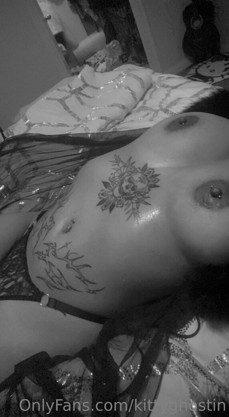 kittyghostin star nude galleries