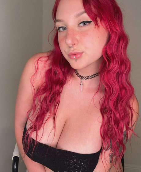 theskylarvoxx hot model archive