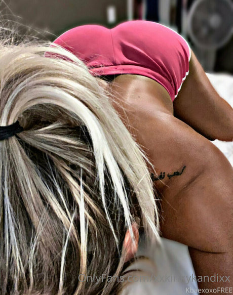 xxkinkykandixx model pretty pictures