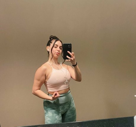 scorpioyogagirl nudes star pics