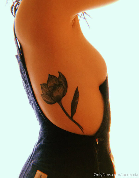 lucrexxia pornstar sex picture