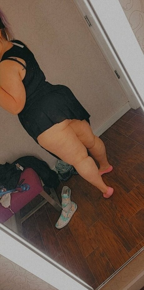 princesspeachrings sexy pornstar picture