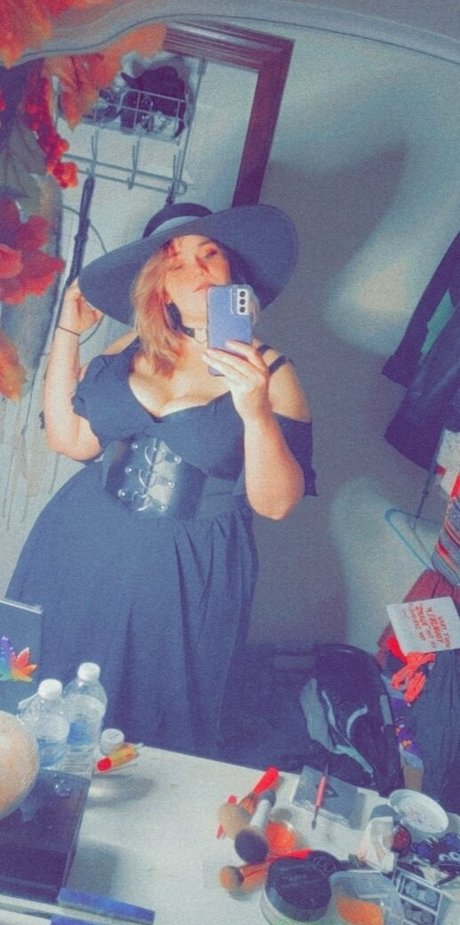 princesspeachrings model pornographic pic