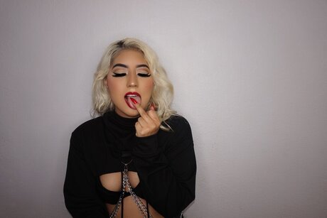 Oaklandbrat pretty actress img