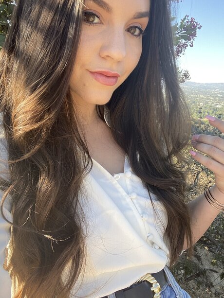 LeoBabe7777 star high quality photos