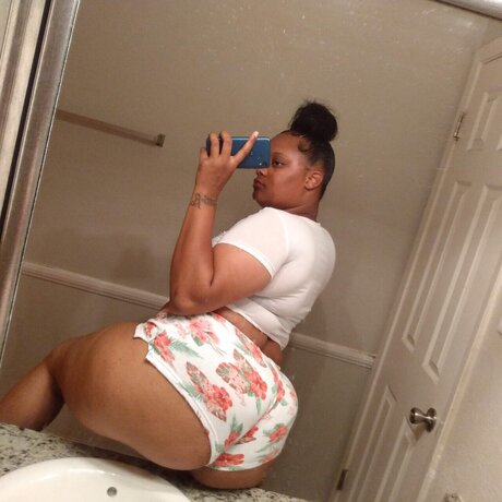 Pinnkyy xxx pornstar pics