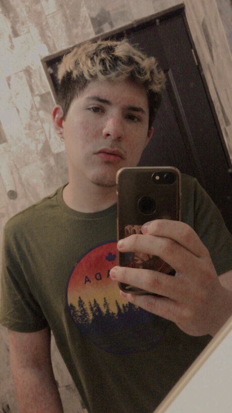 Kyojin hd pornstar pictures