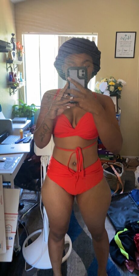 Freakalee pornstar nude picture