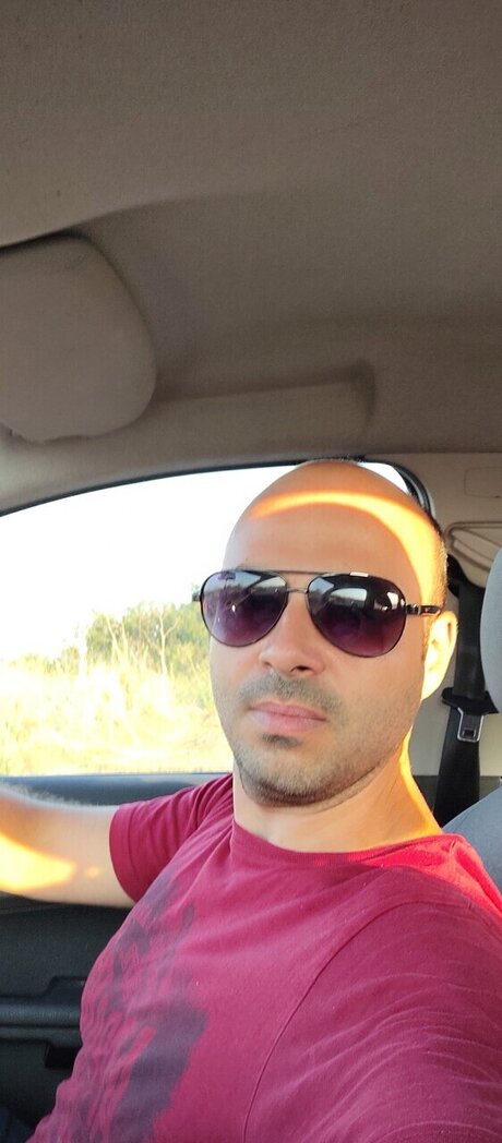 Stanyalav pornstar top image