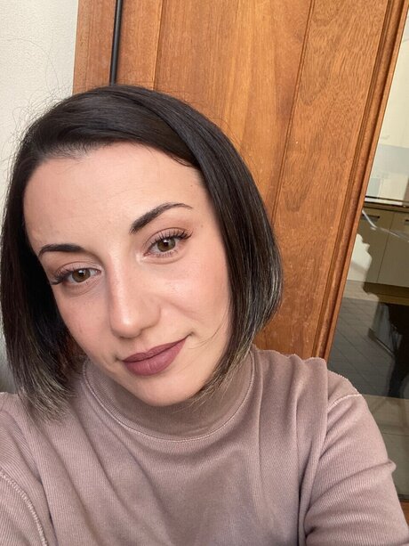 Irinutza pornstar adult img