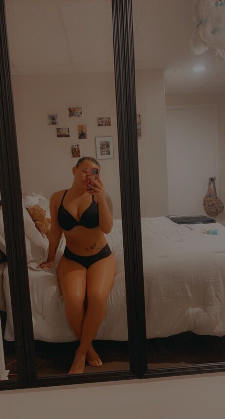 KennnB nude model photos