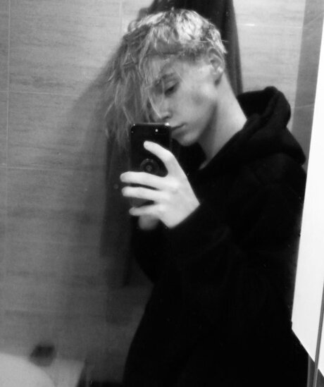 Barci SK star nudes pic