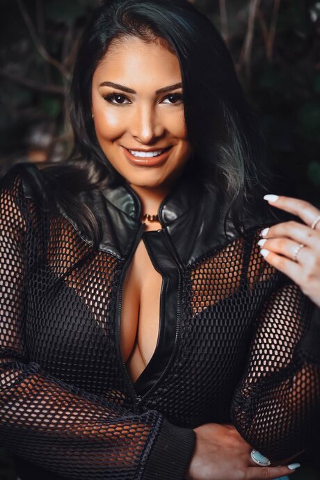 Issa high quality star image