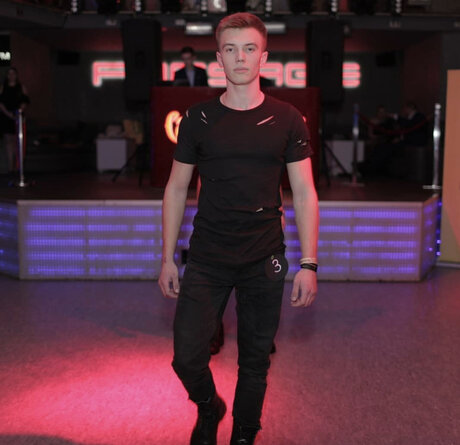 VITALII SENENKO nude actress photo