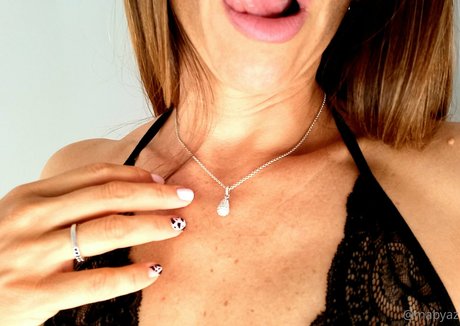 mabyaz nude model photo