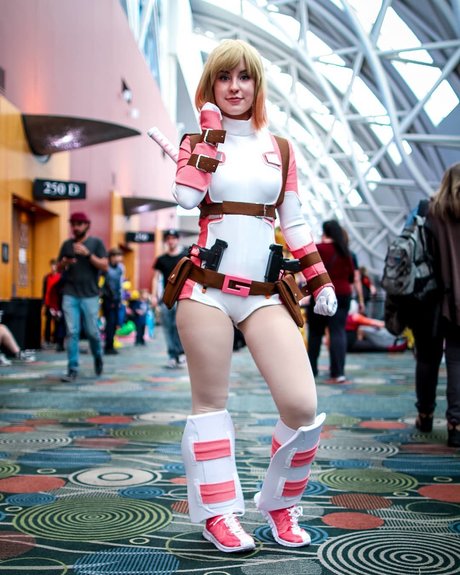 Raineemery pornstar nude img