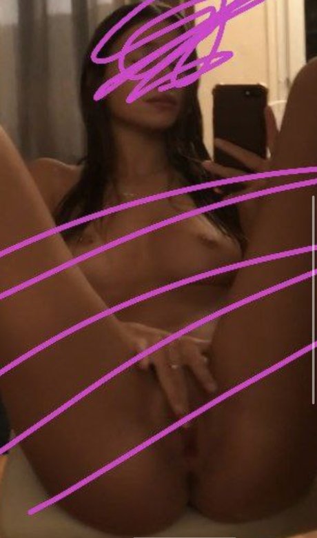 telmaxlouise adult model archive