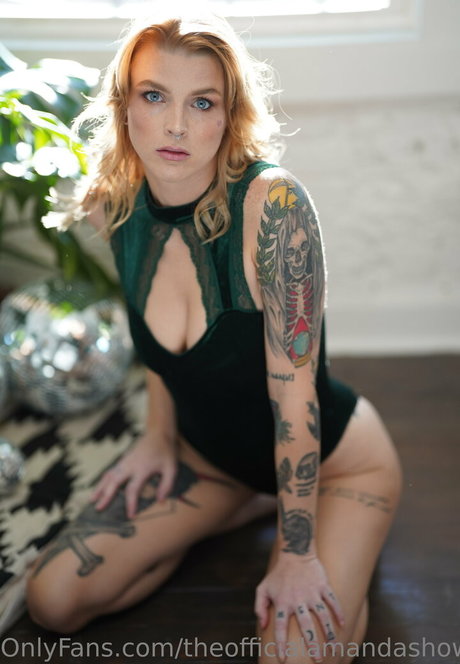 theofficialamandashow star best images